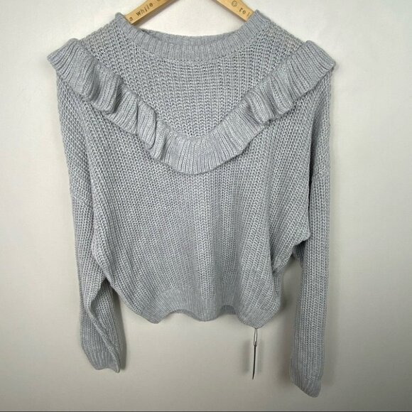 NWT BlankNYC Rum Ruffle Grey Knit Sweater Size Medium New With Tags Ribbed Boho - Picture 4 of 14